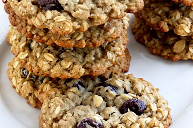 Soft and Chewy Oatmeal Raisin Cookies