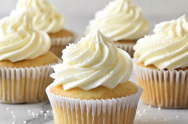 Heavenly White Cupcakes Recipe