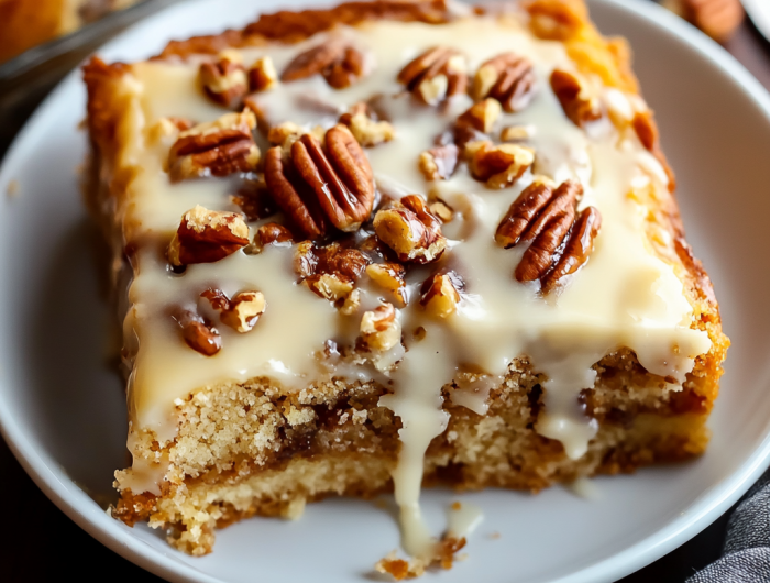 Easy Butter Pecan Praline Poke Cake