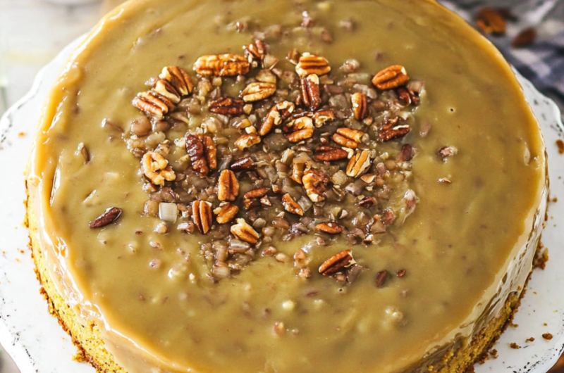 Easy Pecan Praline Cheesecake