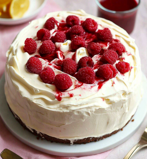 Easy Raspberry Dream Cake