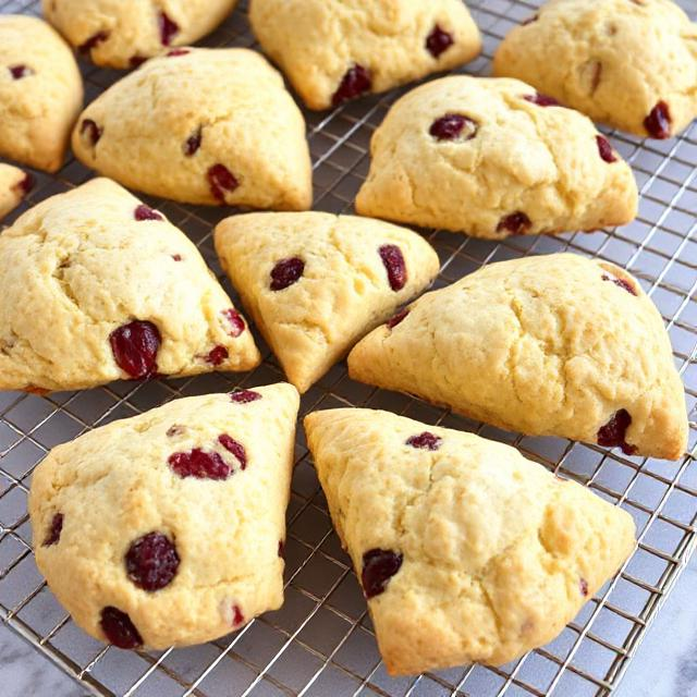 Easy Cranberry Orange Scones