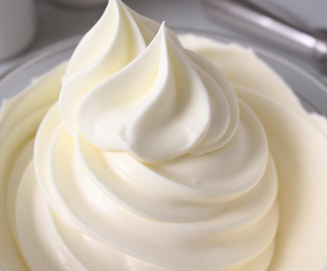 Easy Buttercream Icing