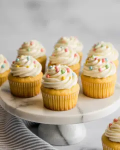 Deliciously Fun Christmas Light Cupcakes