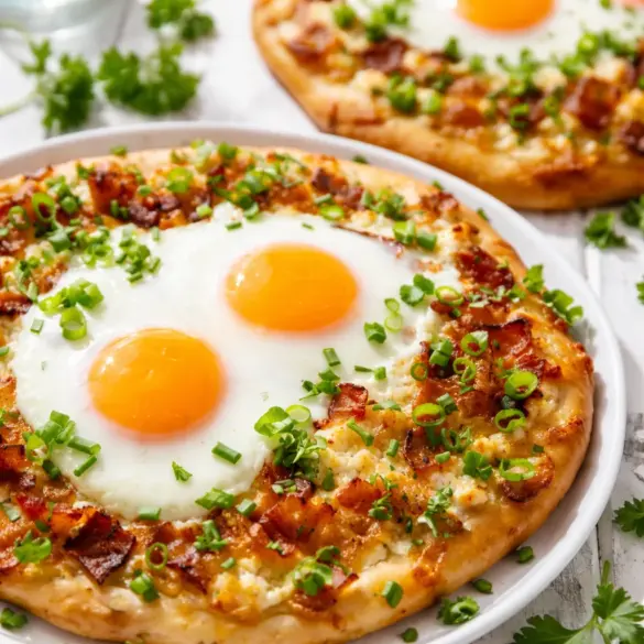 Delicious Pizza Eggs Recipe served in a skillet for a low-carb breakfast.
