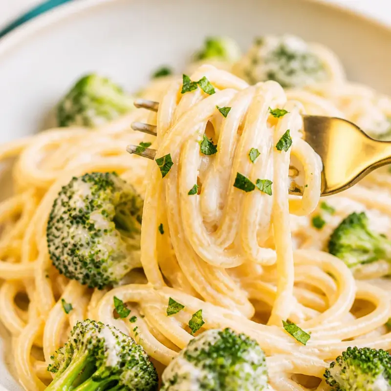 Bowl of easy cottage cheese pasta sauce, creamy and high protein, perfect for pasta dishes.